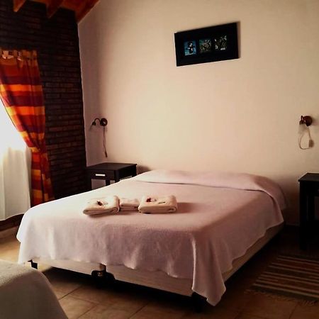 Hosteria Altas Cumbres El Chalten Exterior photo