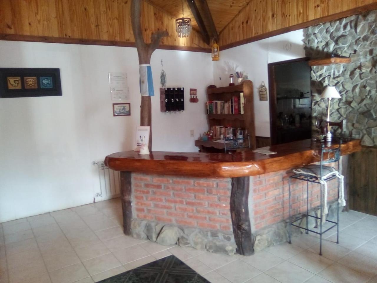 Hosteria Altas Cumbres El Chalten Exterior photo